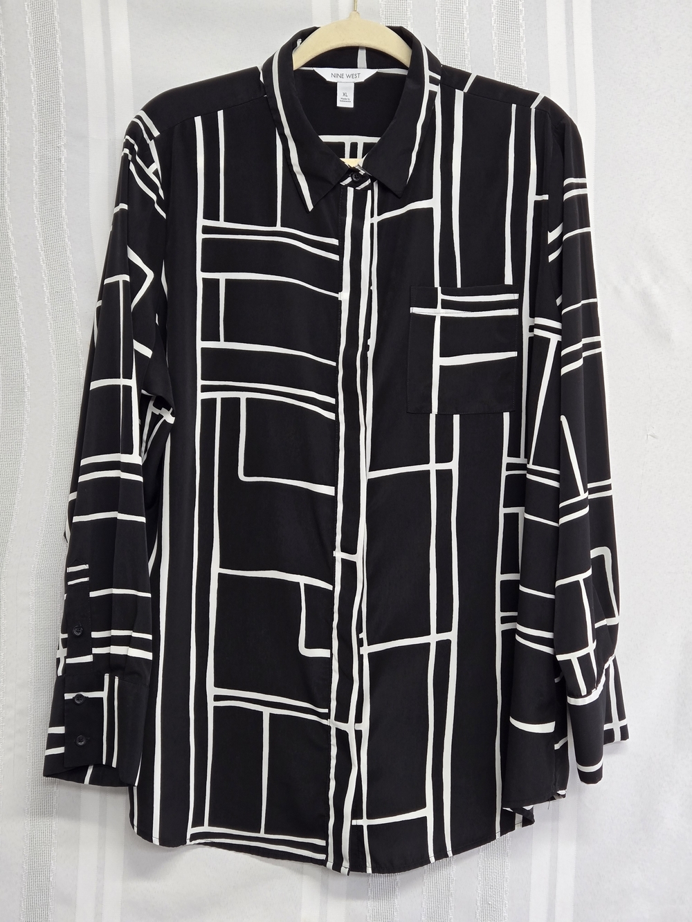 Nine West Black & White Geometric Button-Up Blouse Size XL